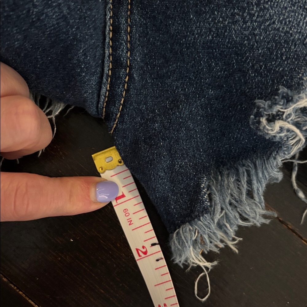 We The Free Distressed Denim Shorts - Picture 7 of 8